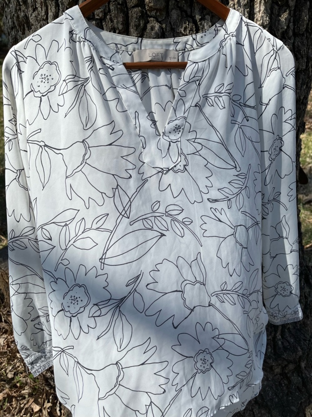 ⭐️LOFT Petites Henley Front Blouse in size XSP